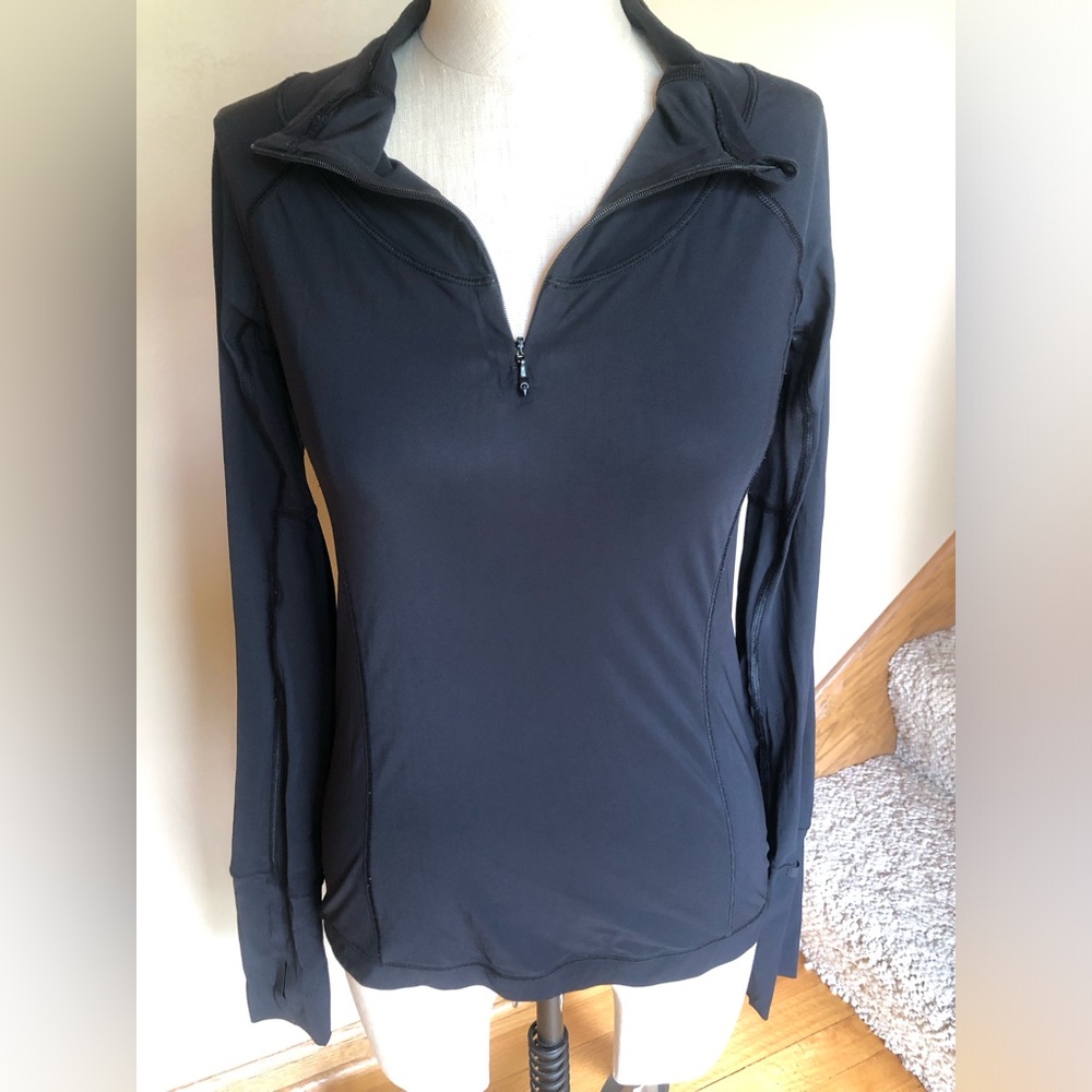 Lululemon black 1/4 quarter zip long sleeve black pullover size 6